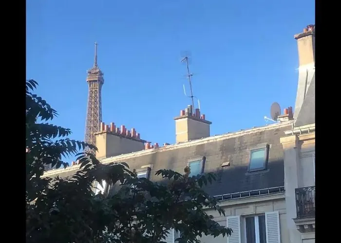 Elegant Parisian בית אירוח