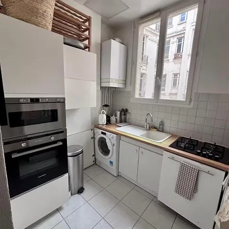 Séjour chez l'habitant Elegant Parisian *